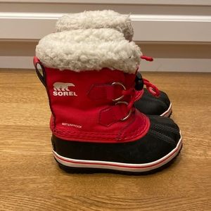 Sorel Yoot PAC waterproof Snow boot girl size 8
